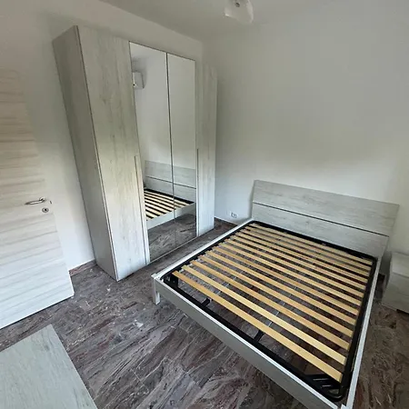 Seahouse Апартаменты Каулония Марина